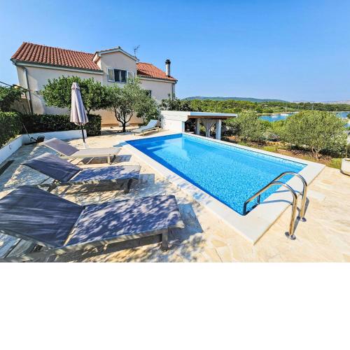 Holiday Home Katenas by Interhome