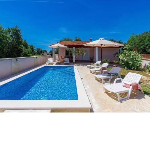 Holiday Home Maslina by Interhome