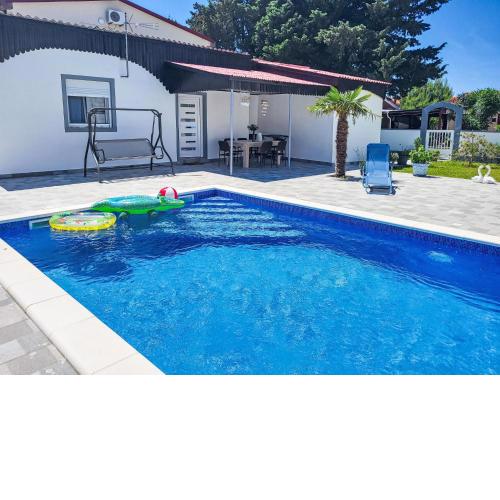 Holiday Home Matea by Interhome
