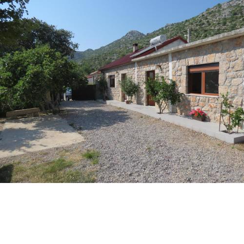 Holiday Home Milovci
