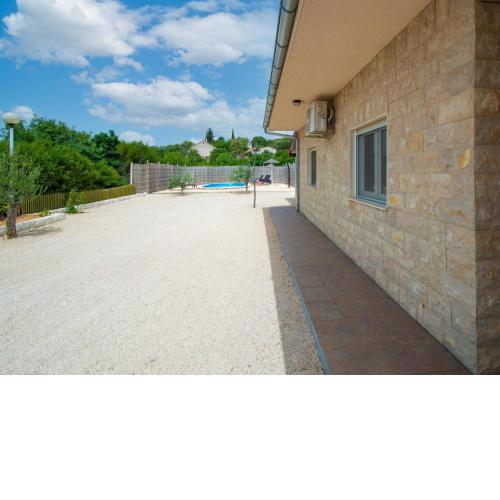 Holiday Home Nina by Interhome
