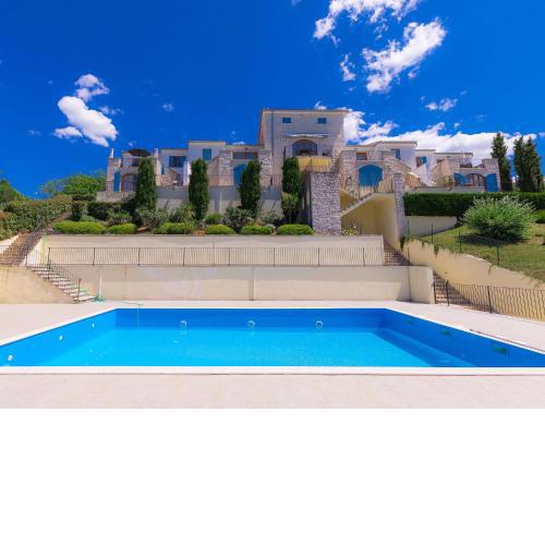 Holiday Home Nini by Interhome