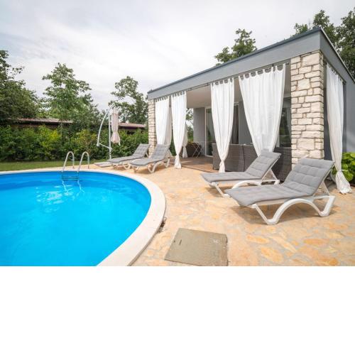 Holiday Home Ofelia by Interhome