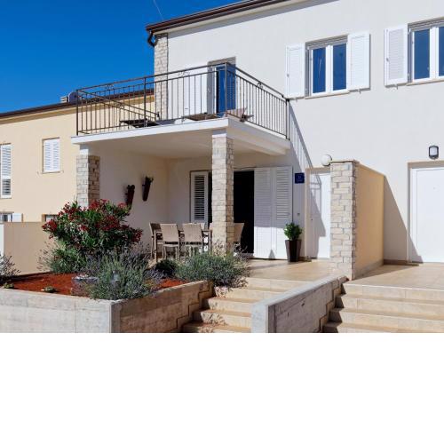 Holiday Home Piccolo Paradiso by Rent Istria