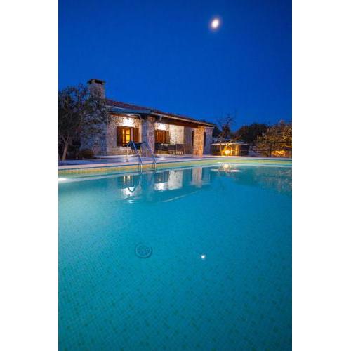 Holiday Home Svemir