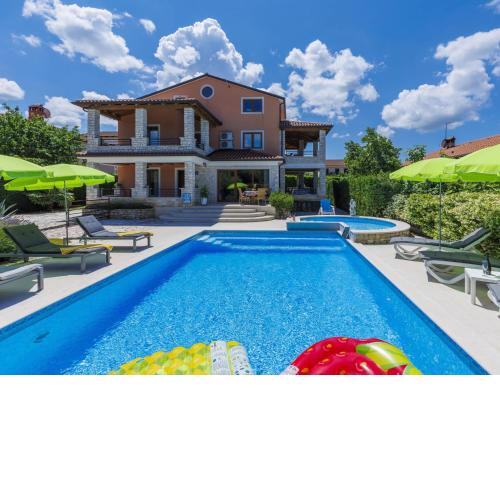 Holiday Home Villa Anamaria by Interhome