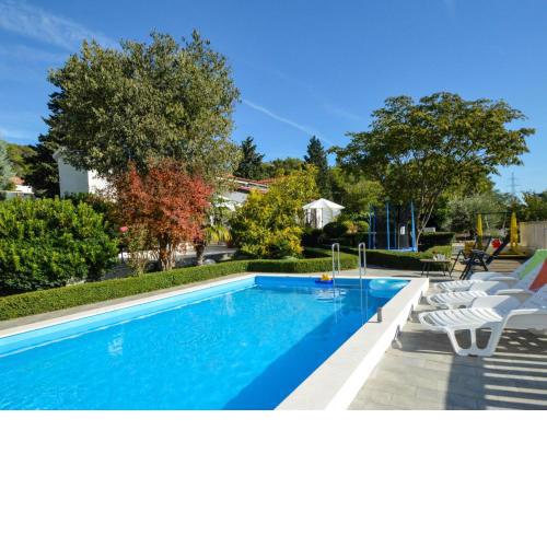 Holiday Home Villa Bloom garden by Interhome