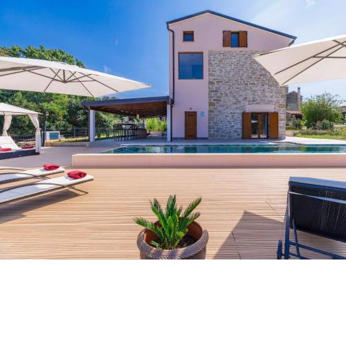 Holiday Home Villa Julia by Interhome