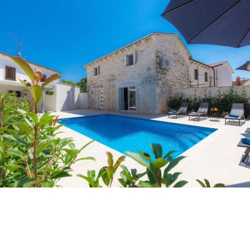 Holiday Home Villa Karmen by Interhome