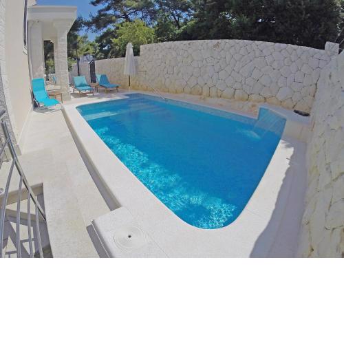 Holiday Home Villa Mustra by Interhome