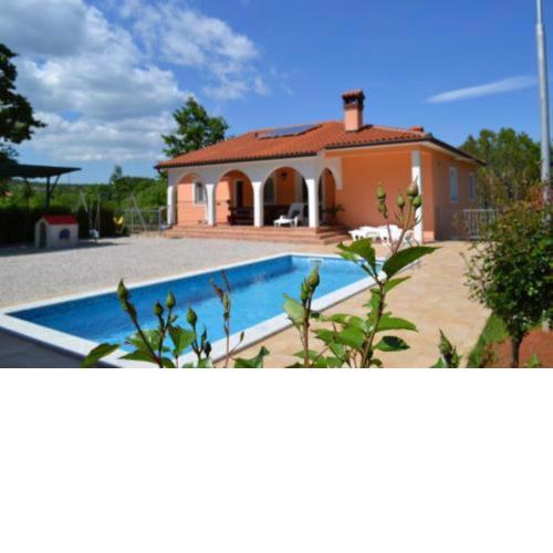 Holiday Home Zahtila