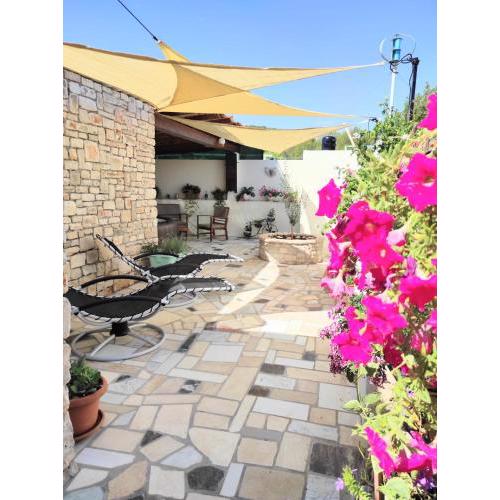 HOLIDAY HOME ZLOPOJE