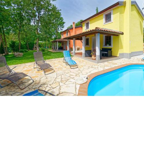 Holiday Homes Sunny Twins by Rent Istria
