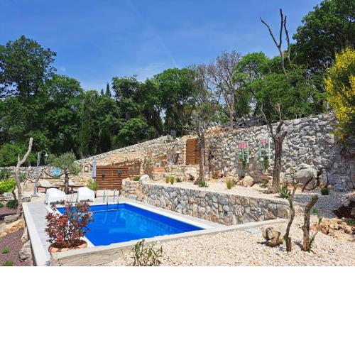 Holiday House - Old Olive