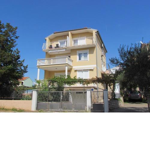 Holiday house Damir