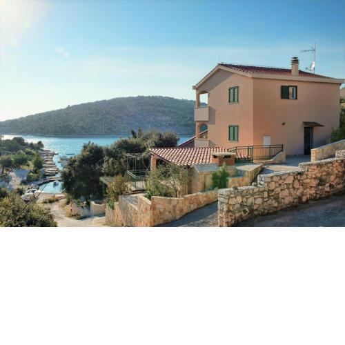 Holiday house Tender near Trogir, jacuzzi