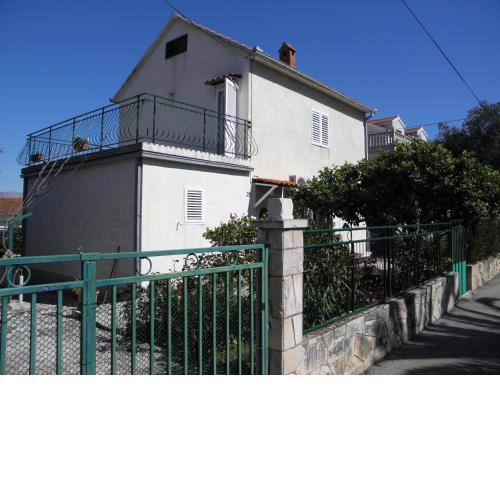 Holiday house with a parking space Supetar, Brac - 16615