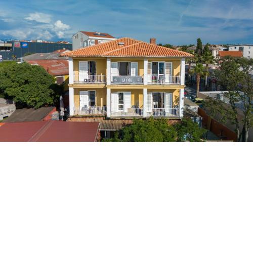 Hostel Casa La Cha