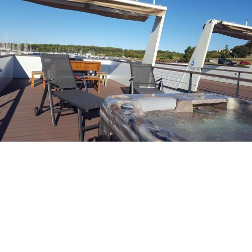 House Boat - Floating House Sofia