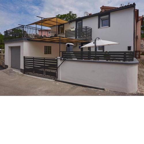House Doris