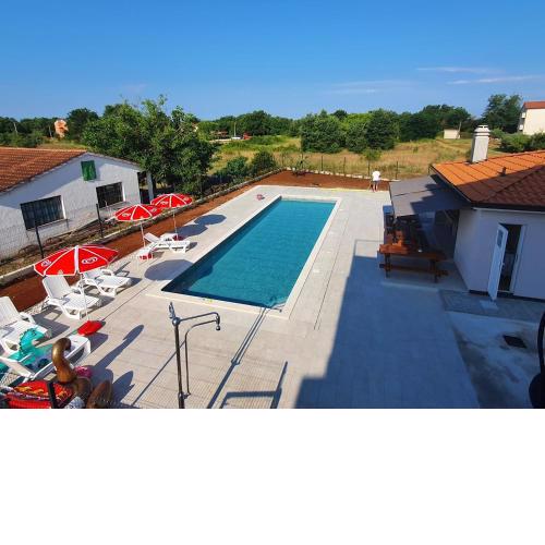 House Lucija Family apartments for max 6 persons with pool in Poreč