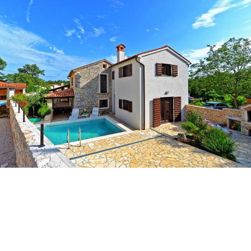 House Marina 682