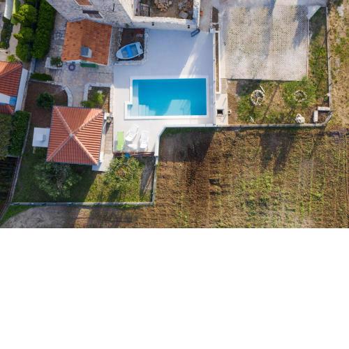 House Mia