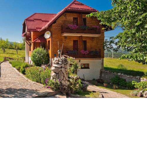 House Mrzlin Grad