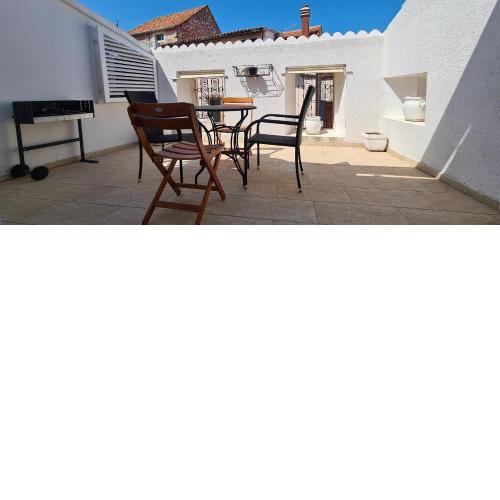 House Stone house Skor