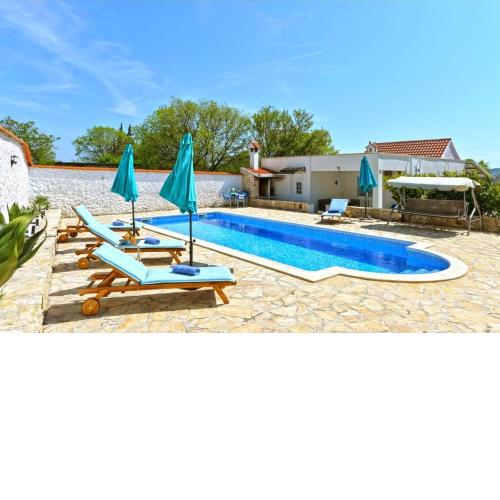 House Vidamo - Vacation home with swimming pool