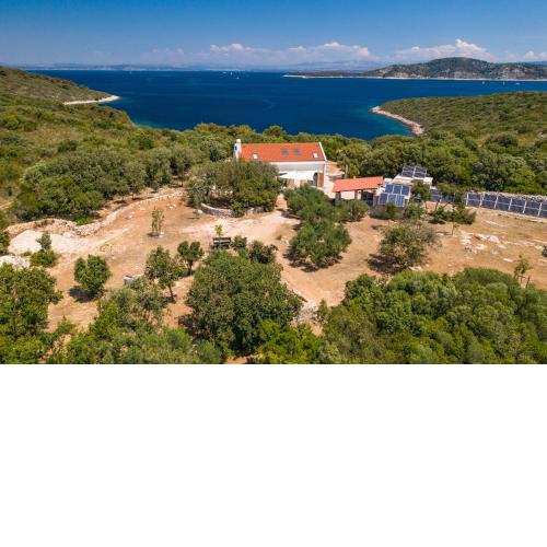 Hvar Cricket House Pakleni island