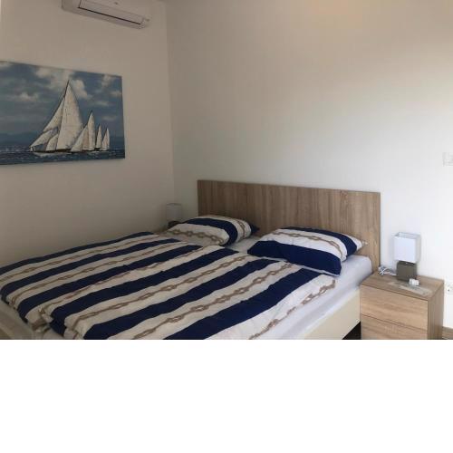 Ideal Holiday Apartment 2