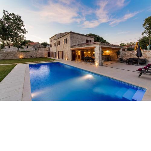 Istria Time - Villa Nyma - Heated Pool