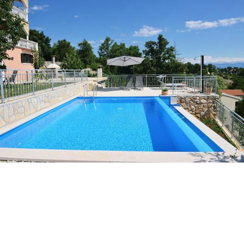Jovich Apartments 3