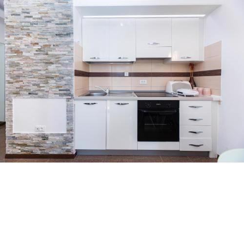 Kastela Agneza Apartment (2+1) near SplitAirport
