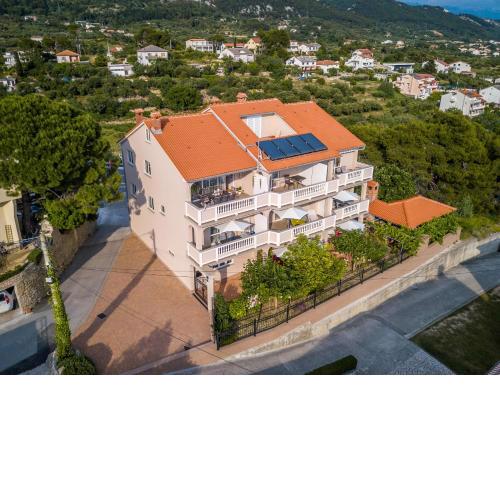 Katarina Apartments