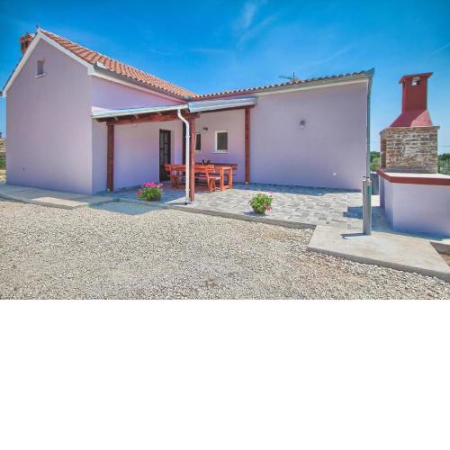 Komfortables Haus in Valtura mit Grill und Garten