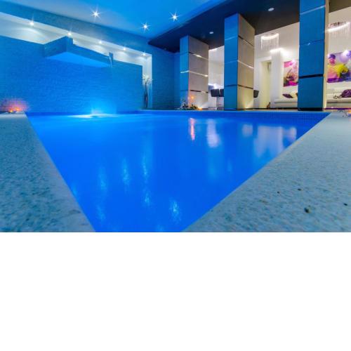 La Vela Luxury