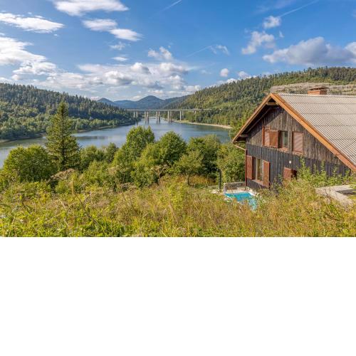 Lake House Felice - Happy Rentals