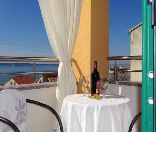Lovely 3 bedroom apartment Lemi near beach