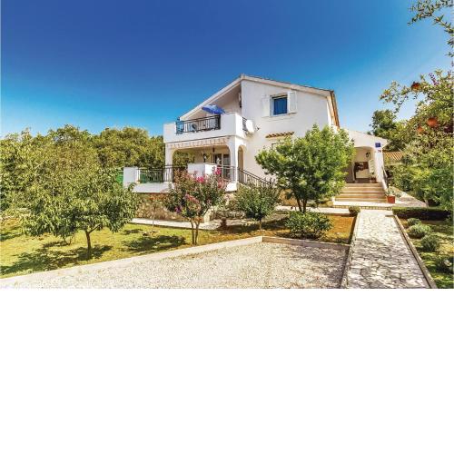 Lovely Apartment In Krk With Wifi