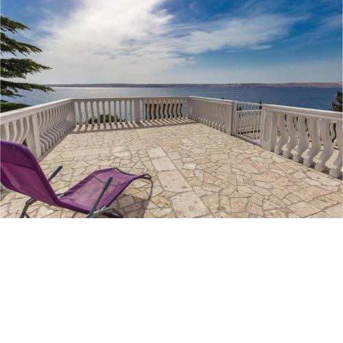 Lovely Apartment In Lukovo Sugarje With Kitchen