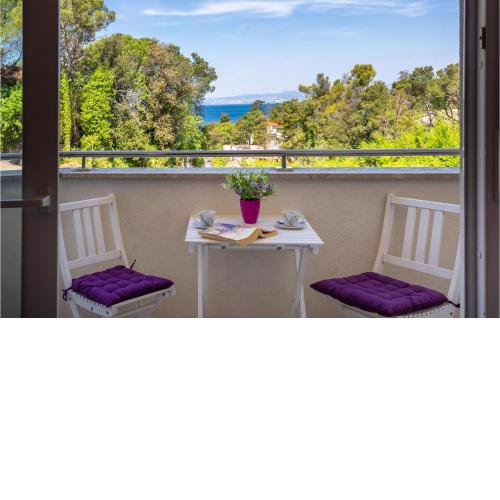 Lovely Apartment In Malinska With Wifi