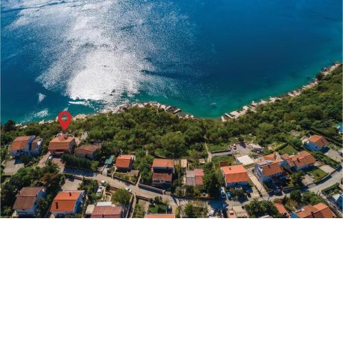 Lovely Apartment In Malinska With Wifi