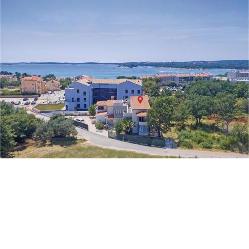Lovely Apartment In Medulin With Wifi