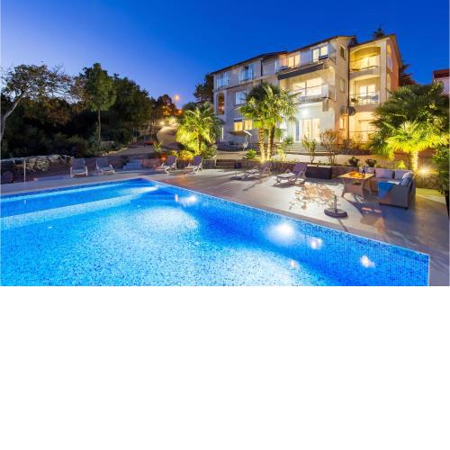 Lovely Apartment In Rijeka With Wifi