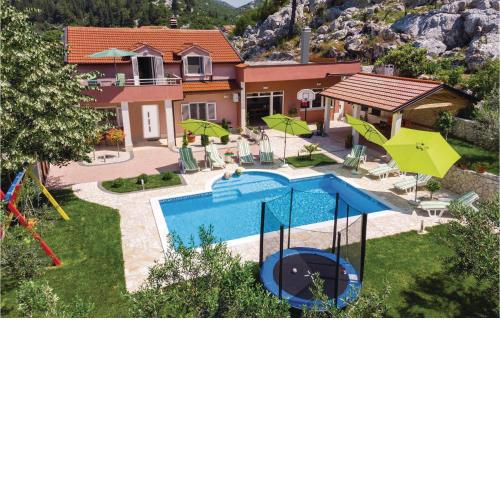 Lovely Home In Bacina With Wifi