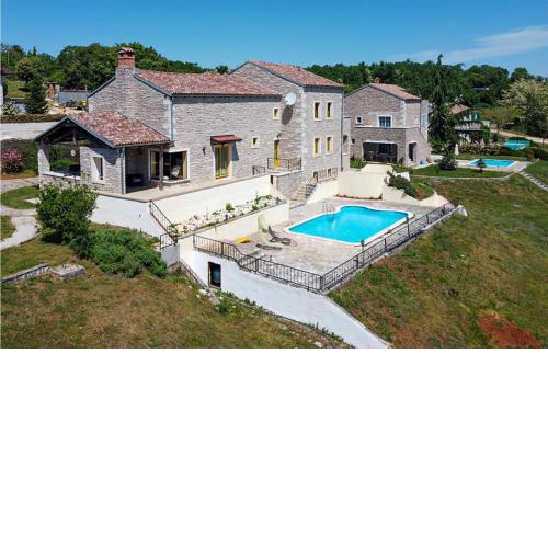 Lovely Home In Brajkovici With Wifi