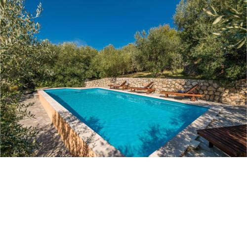 Lovely Home In Draga Bascanska