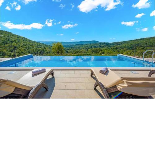 Lovely Home In Labin With Outdoor Swimming Pool